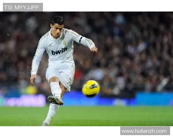 足球射门大师：聚焦全球顶级射手的技巧与成就分析