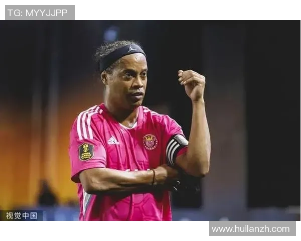 足球球星拿手机事件引发热议是谁在场上用手机挑战规则